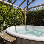 Great - Nature - Outside Hottub En Sauna 公寓