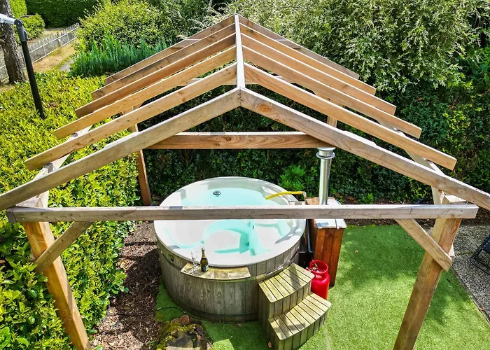 Great - Nature - Outside Hottub En Sauna *