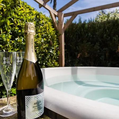 Great - Nature - Outside Hottub En Sauna *